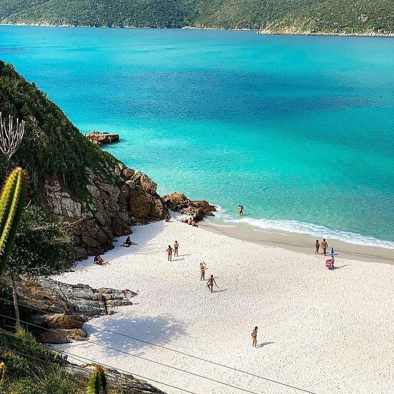 Wonderful 6 bedroom house in Praia Grande *** NO SERVICE CHA