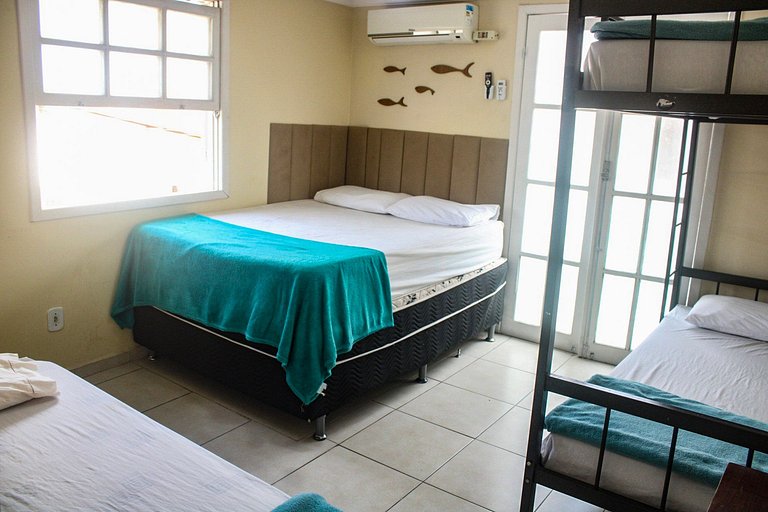 Wonderful 6 bedroom house in Praia Grande *** NO SERVICE CHA