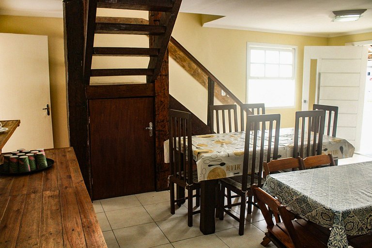 Casa Maravilhosa com 6 quartos na Praia Grande - Arraial do