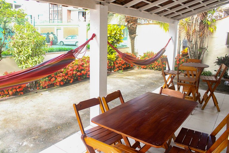 Maravillosa casa de 6 dormitorios en Praia Grande *** SIN CA