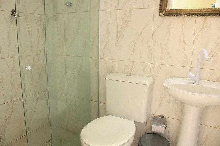 Wonderful 6 bedroom house in Praia Grande *** NO SERVICE CHA